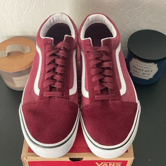 Vans Burgundy and White Old Skool Platform Sneakers - Picture 4 of 4